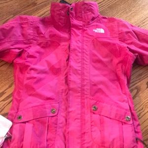 North face woman’s ski jacket